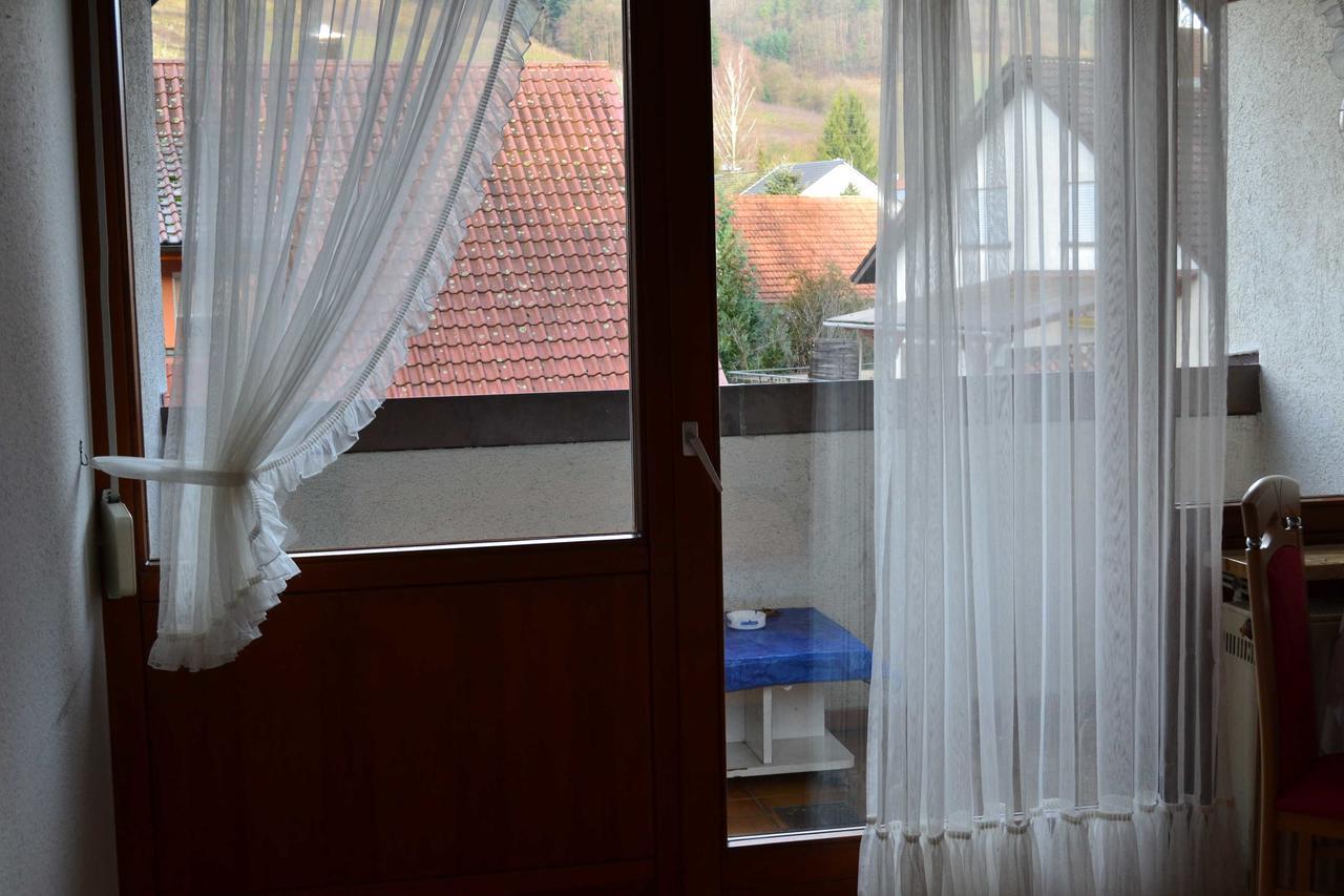 Gaestehaus Tagescafe Eckenfels Ohlsbach Ngoại thất bức ảnh